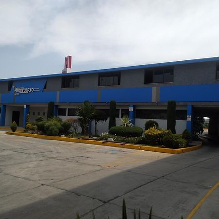 Hotel Aeropuerto Toluca Bagian luar foto