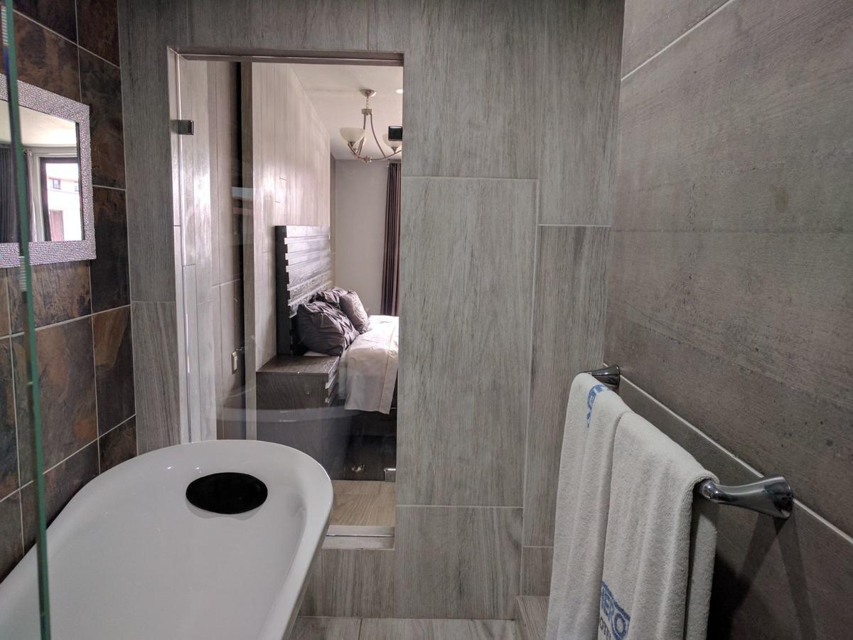Hotel Aeropuerto Toluca Bagian luar foto